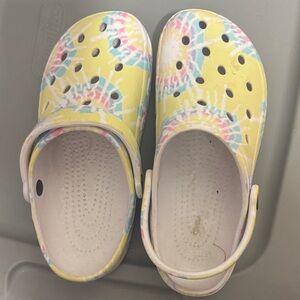Kids Tie-Dye Clogs